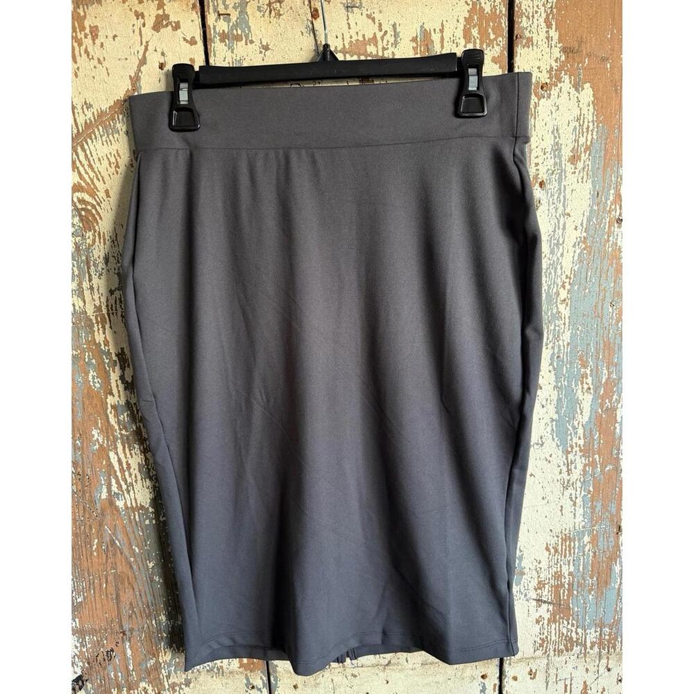 NWOT Zenana Charcoal Gray Knit Pencil Skirt, size small